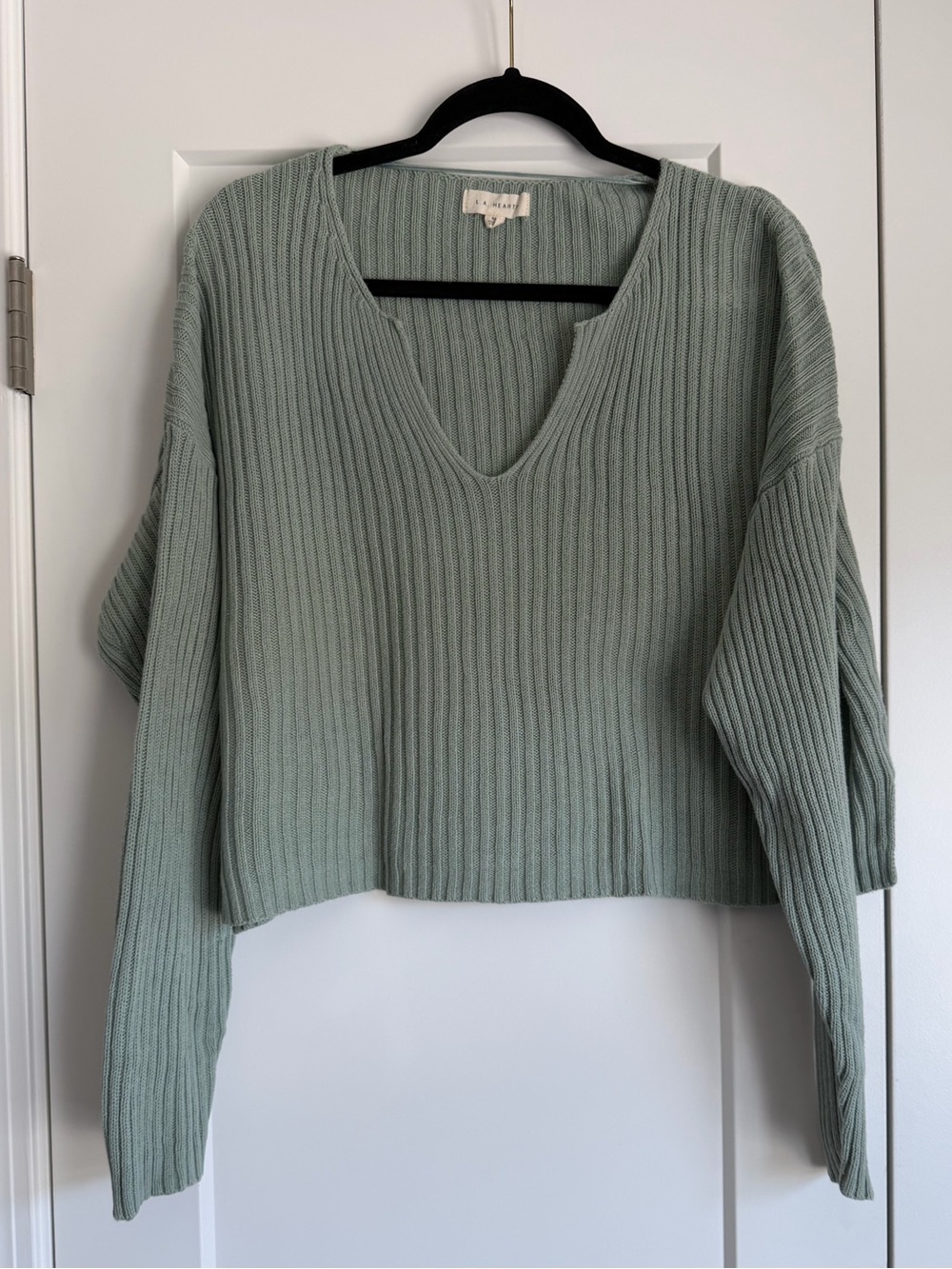 LA Hearts Mint Green/Turquoise V-Neck U-Neck Sweater | Size M